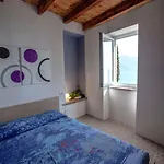 Apartamento Pomelo Einzigartige Atmosphaere Im Ehemaligen Gaertnerhaus By Interhome