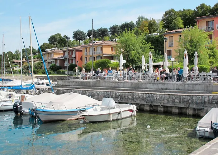 公寓 Pomelo Einzigartige Atmosphaere Im Ehemaligen Gaertnerhaus By Interhome 提尼亚类